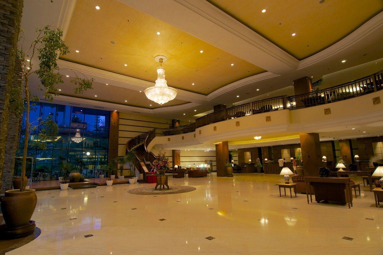 Апарт отель Ascott Gurney Penang Джорджтаун Экстерьер фото